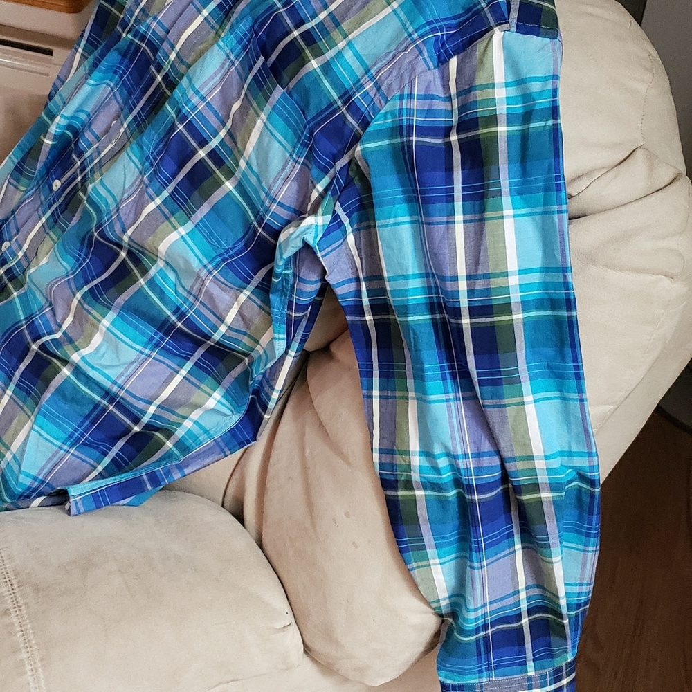 Long sleeve button up shirt.